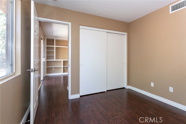 Foto del edificio - 1750 Tallowberry Ln
