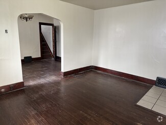 Building Photo - 2019 Short St
