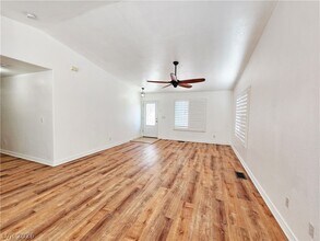 Building Photo - 5945 Badlands Ln