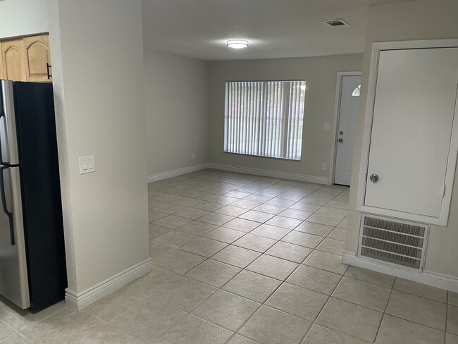 Dining Room - 1331 Manor Dr