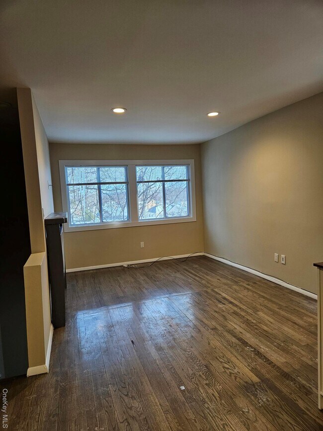 Foto del edificio - 60 Marwood Rd N