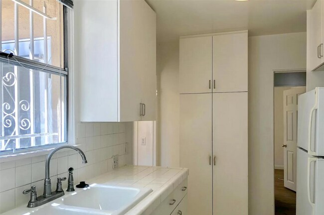 Foto del edificio - 1703 Selby Ave