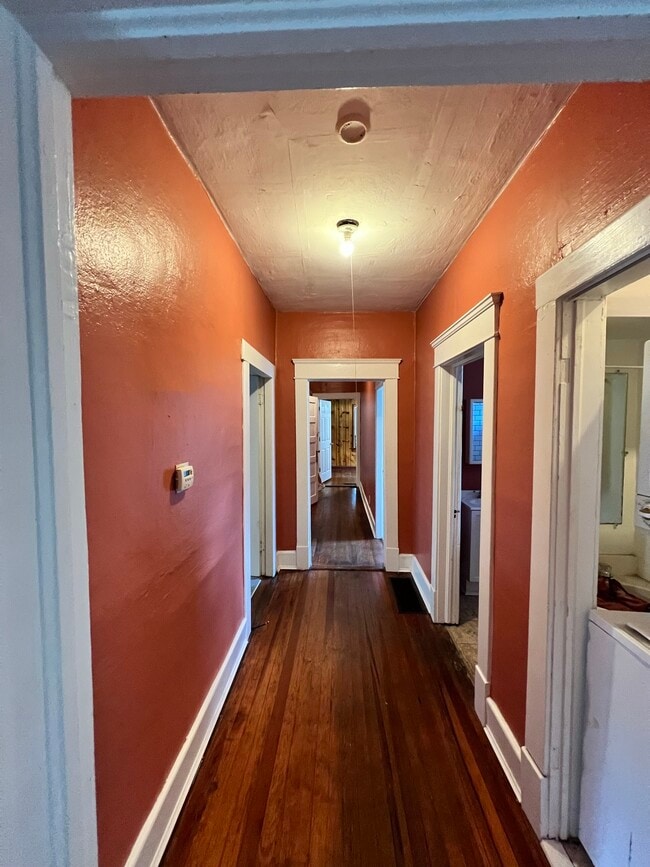 Photo - 1115 State St House