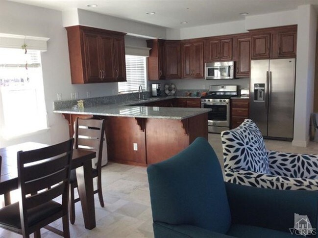 Building Photo - 4921 Dunes Cir
