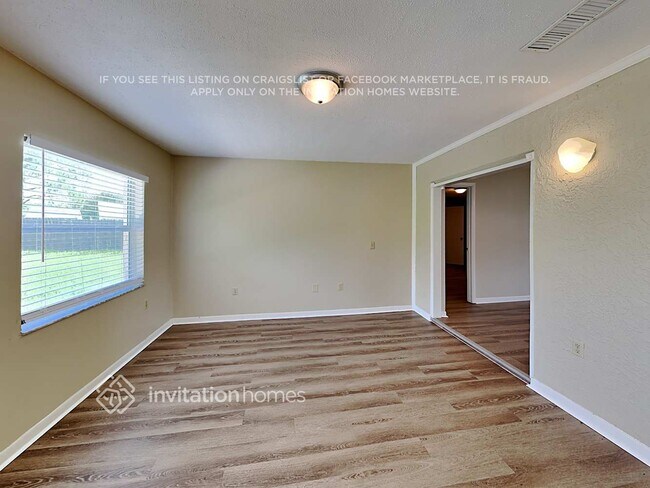 Building Photo - 3856 Stonemont Dr