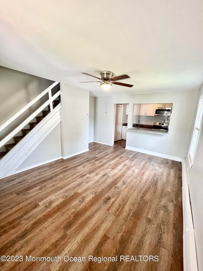 Foto del edificio - 614.5 Ocean Park Ave