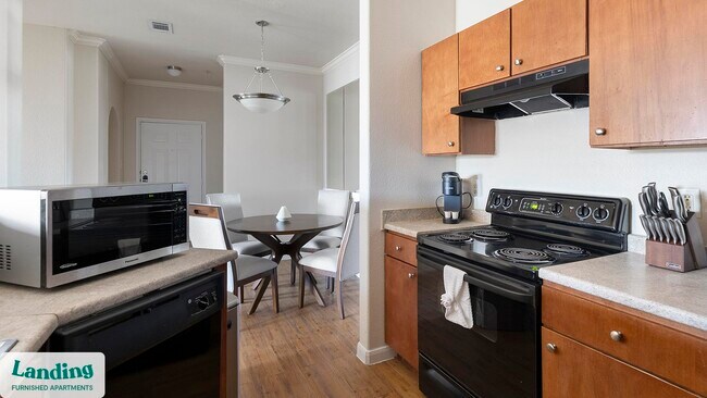 Foto del edificio - 1215 W Slaughter Ln