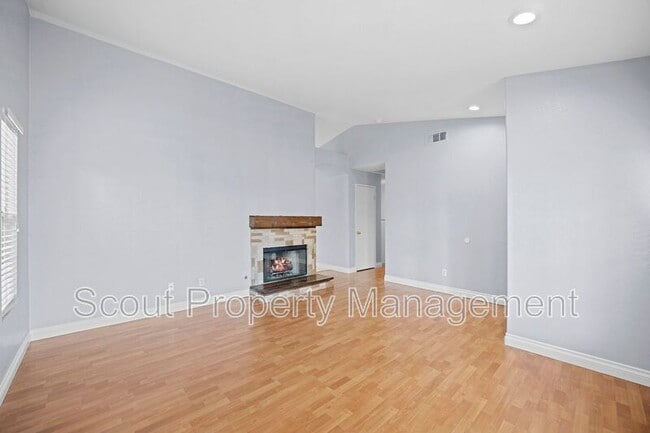 Foto del edificio - 31654 Granville Dr