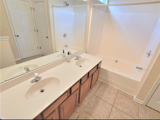 Building Photo - 506 Blue Sage Pl