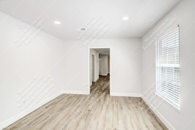 Foto del edificio - 4 br, 3 bath House - 216 Antionette Ln