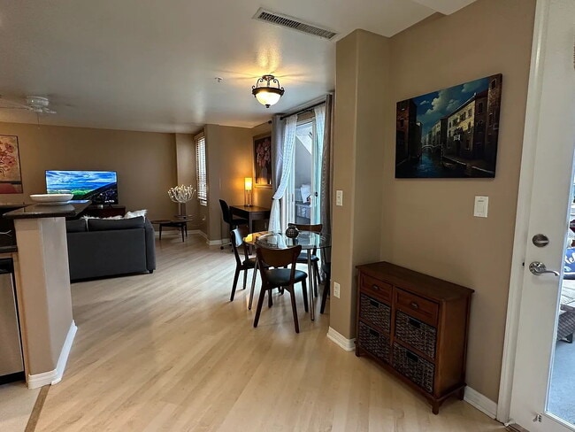 Building Photo - "Chic 1-Bedroom Retreat in the Heart of San Diego’s Little Italy – Perfect Urban Living!"