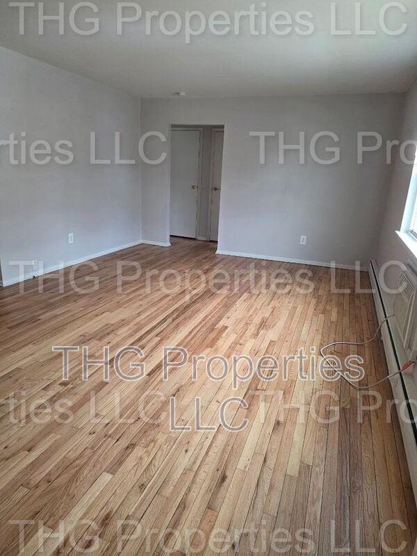 Foto del edificio - 27-55 Green Street APT# 53A