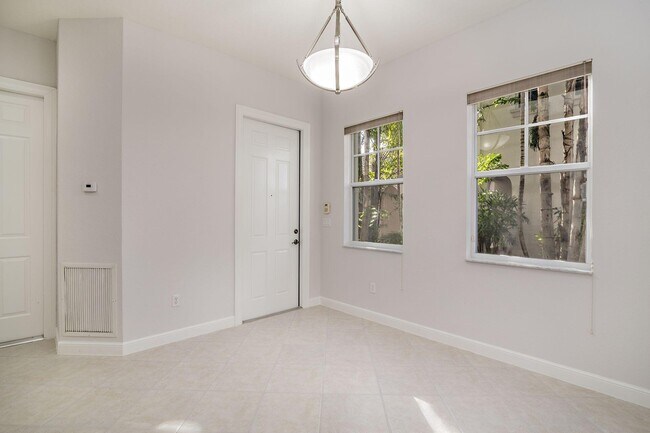 Foto del edificio - 877 Taft Ct