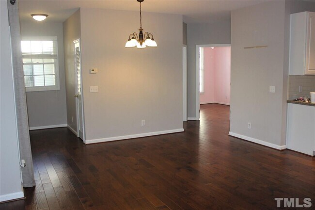 Building Photo - 2424 Kudrow Ln