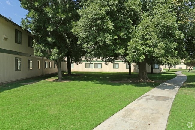 Building Photo - Kings View Manor Senior Living 55 and Better