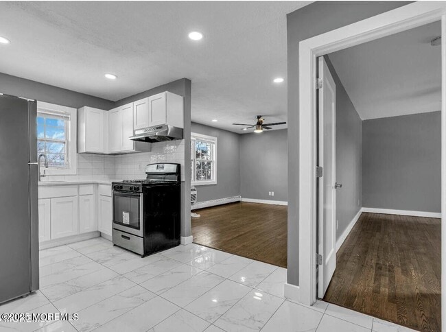 Building Photo - 364 Westwood Ave