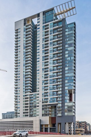 Primary Photo - 737 W Washington Blvd