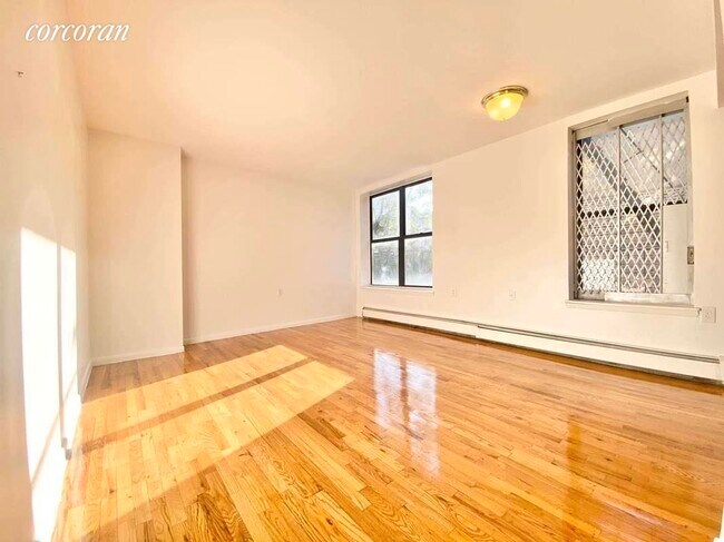 Foto del edificio - 17-25-25 St Nicholas Ave