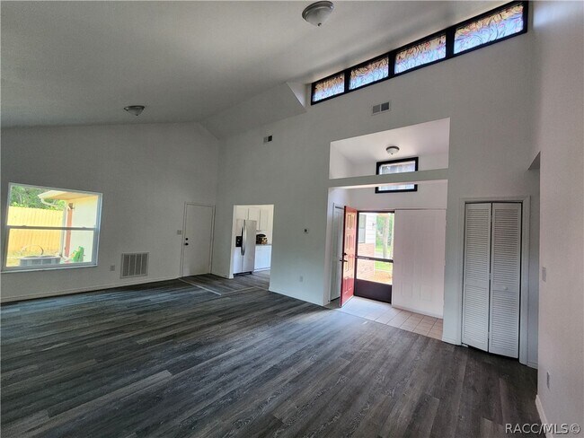 Foto del edificio - 3444 S Apopka Ave