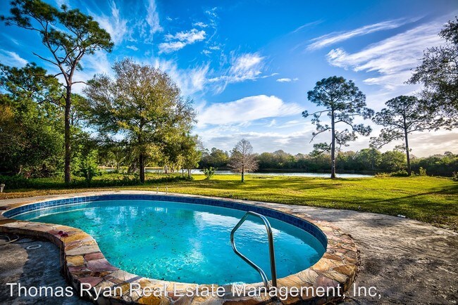 Foto del edificio - 3 br, 2 bath House - 15170 Burnt Store Rd.