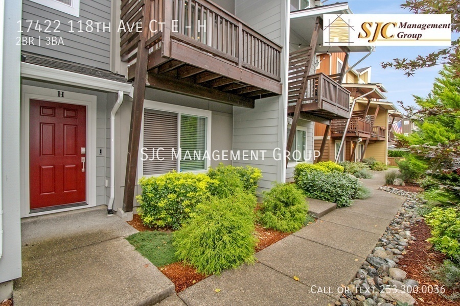 Foto principal - Fantastic three-story condo in South Hill