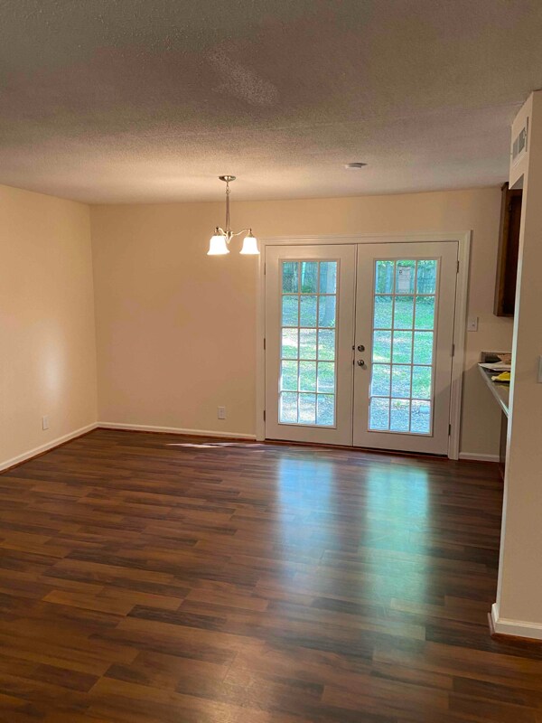 Building Photo - 4031 Kurt Dr