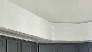 Building Photo - 9946 SE 64th Ave