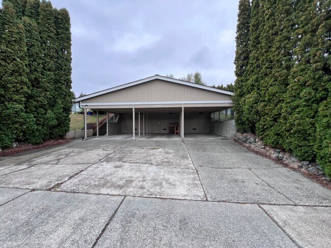 Building Photo - Krumland - Horizon 3 units