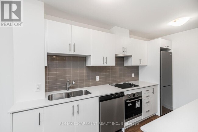 Photo du bâtiment - 461 Green Rd