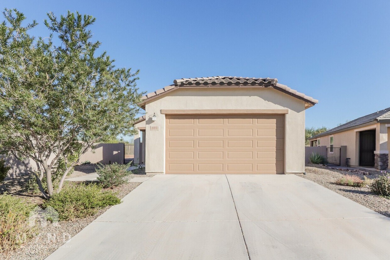 Foto principal - 801 Calle Tikal