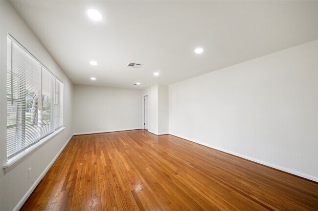 Foto del edificio - 10306 Eddystone Dr