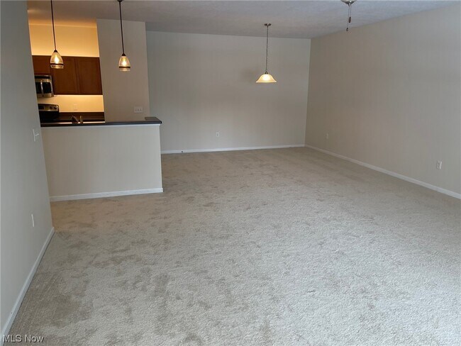 Building Photo - 504 Robin Wood Ln