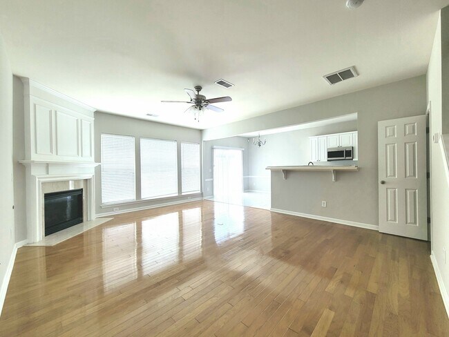 Foto del edificio - 212 Brushy Creek Ln