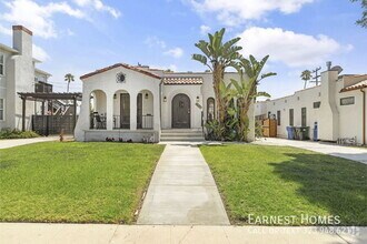 Building Photo - 5336 S Rimpau Blvd