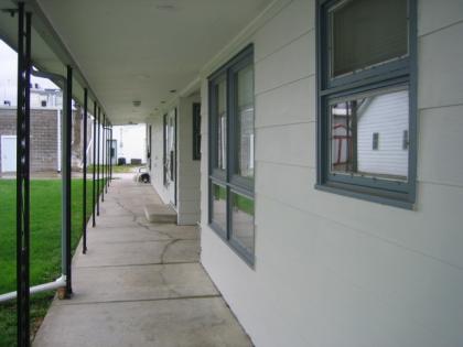 Building Photo - 502 2nd St