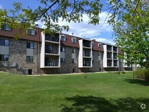 Building Photo - 4575 W 80th St Cir