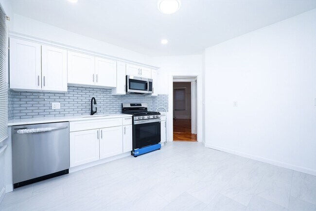 Foto del edificio - 121-123 Browne St