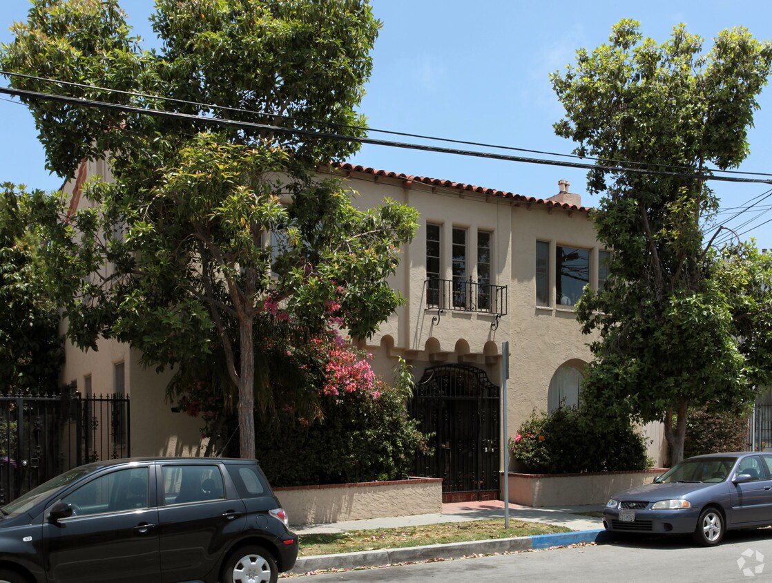 Primary Photo - 1759 E 2nd St