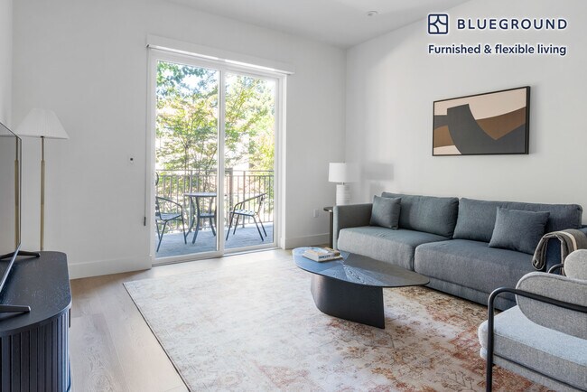 Building Photo - 3406 El Camino Real