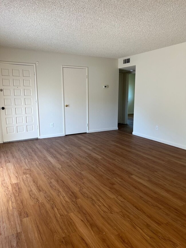 Building Photo - 6108 Verla St
