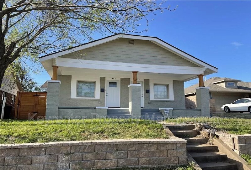 Primary Photo - 1444 NE 13th St - 1446