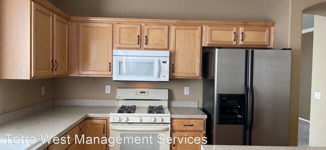 Foto del edificio - 4 br, 2 bath House - 10838 Milbank Ave.
