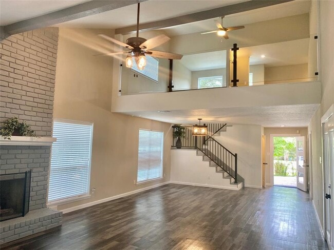 Building Photo - 11618 Trailmont Dr
