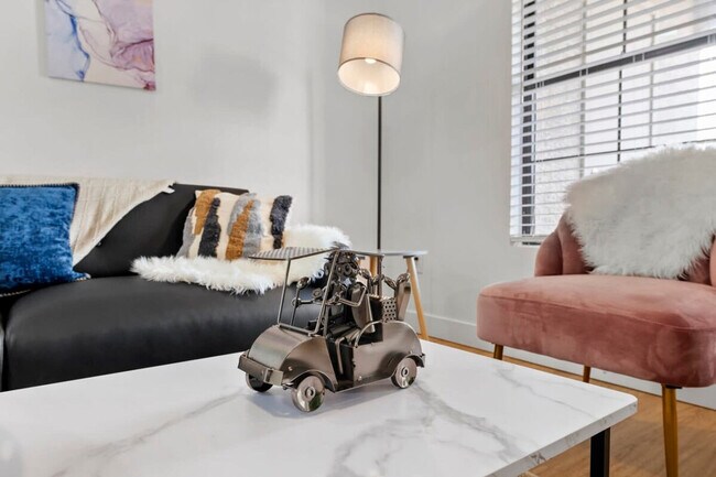 Foto del edificio - 875 W Pecos Rd