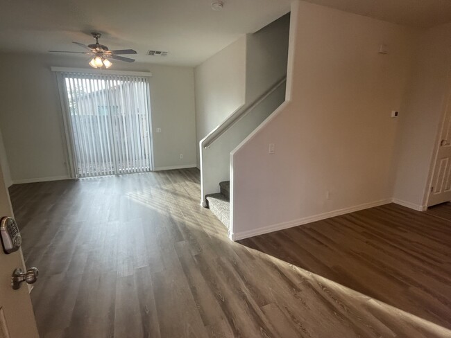 Foto del edificio - 5470 W Fulton St