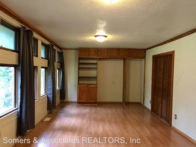 Building Photo - 1089 Aztec Rd