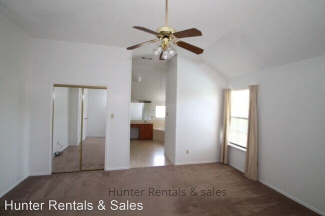 Foto del edificio - 4 br, 2.5 bath House - 300 Sioux Cir