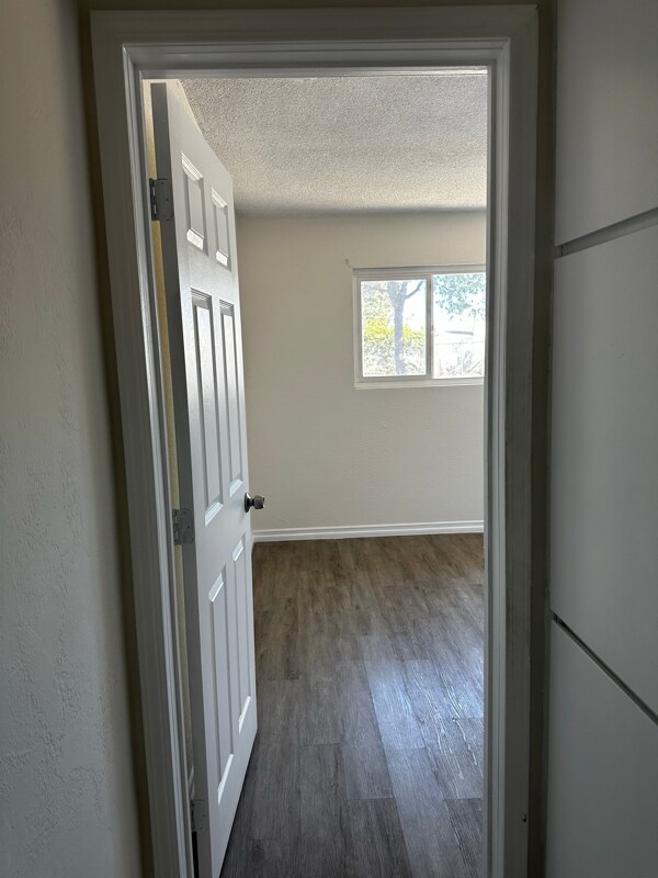 Foto principal - 9490 Elm Ave