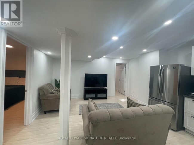 Building Photo - 81 Serene Way