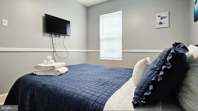 Building Photo - 1217 N King St